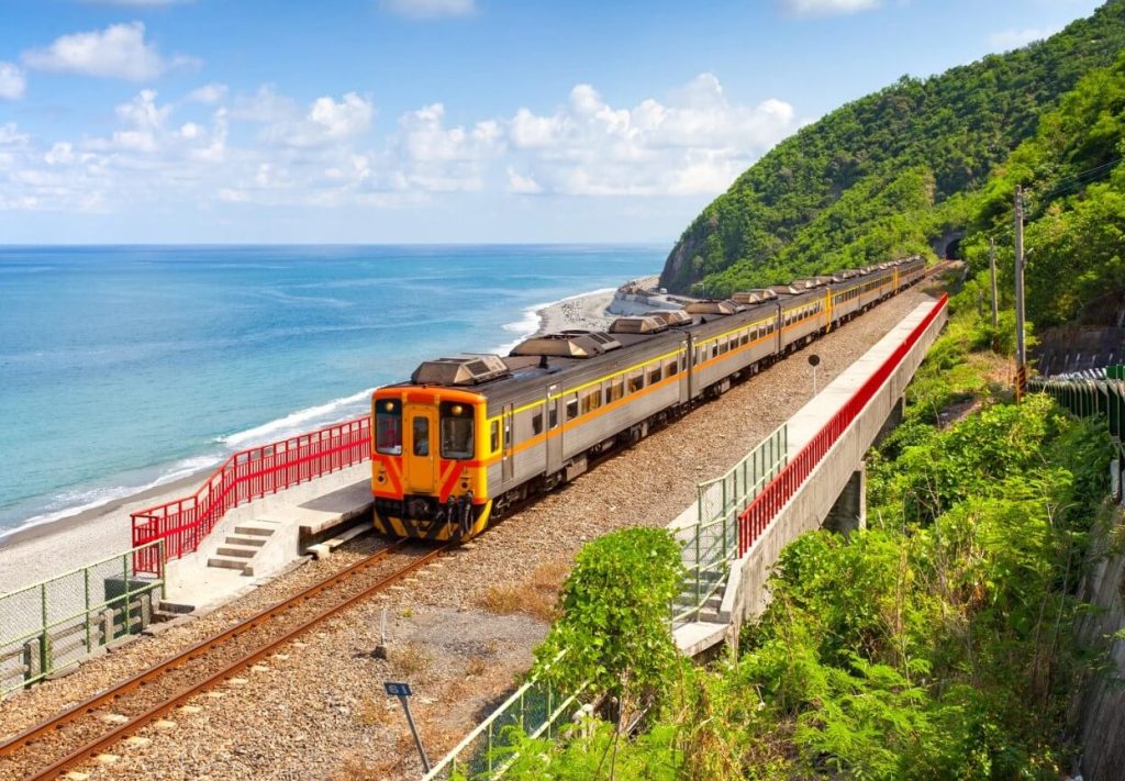 Discover the Historic Charm of the Cockle&nbsp;Train